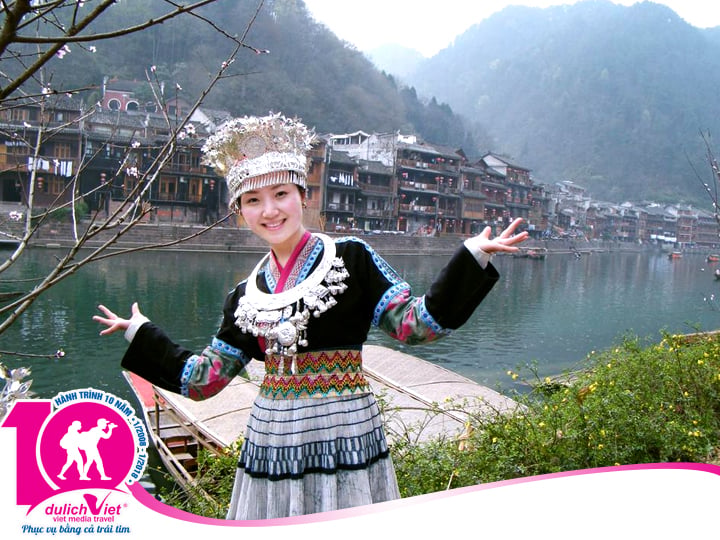 Tour du lịch Trương Gia Giới - Phượng Hoàng Cổ Trấn dịp Hè 2025
